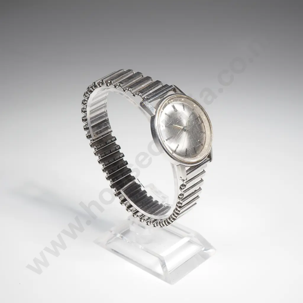 Vintage Eternamatic Gents Wristwatch Image 1++