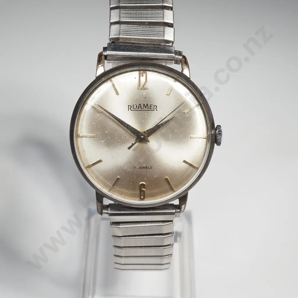 Vintage Roamer Gents Wristwatch Image 1++