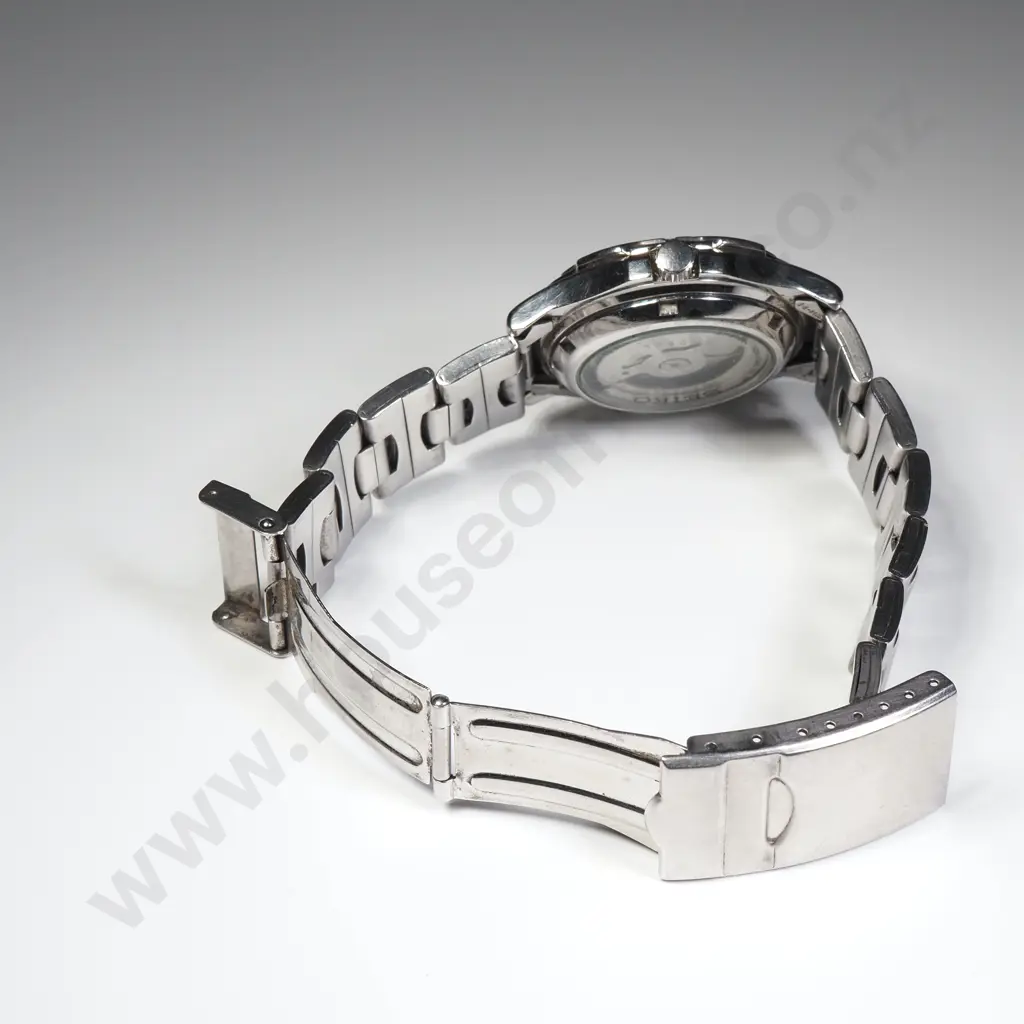 Seiko 5 Sports Wistwatch Image 1++