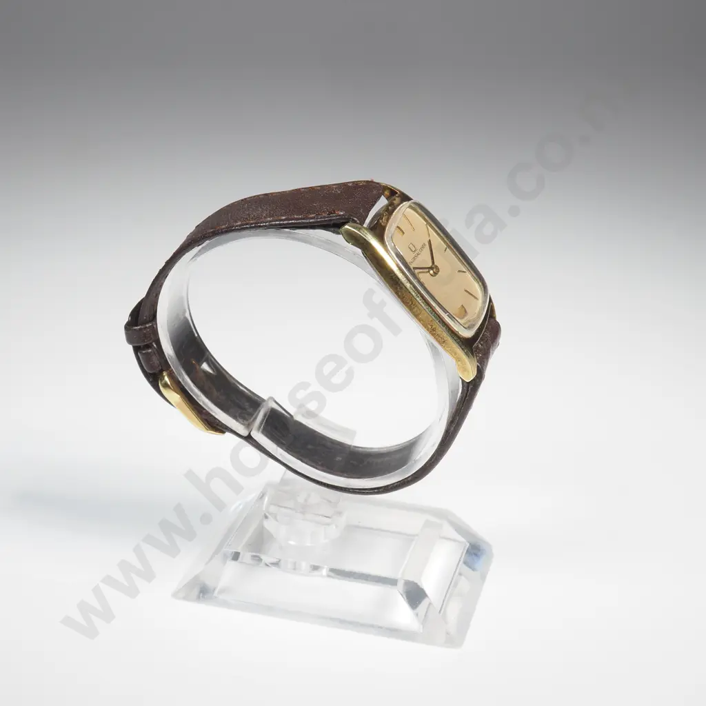 Vintage Universal Geneve Gents Wrist Watch Image 1++