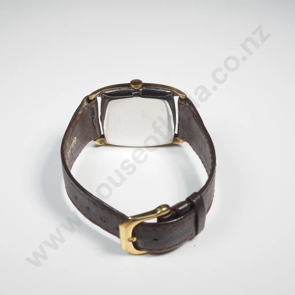 Vintage Universal Geneve Gents Wrist Watch Image 1++