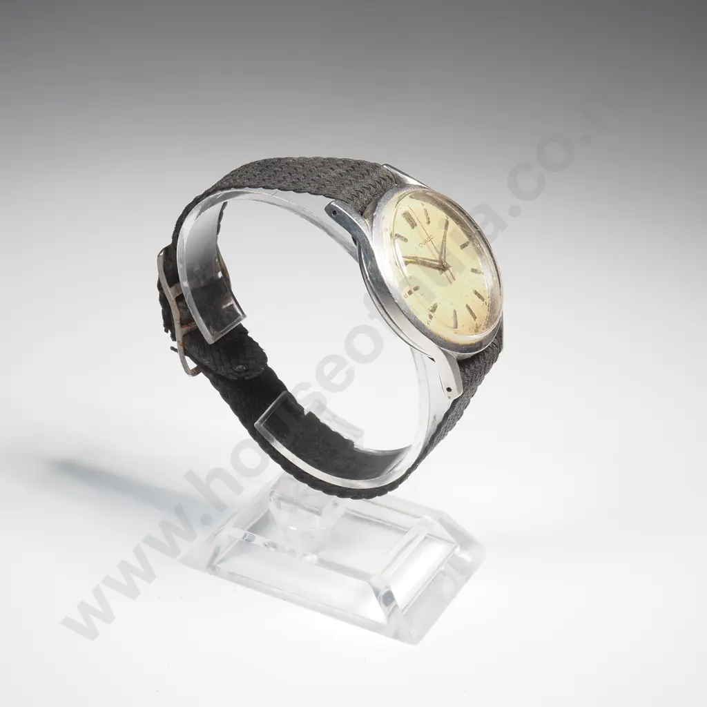 Vintage Gents Movado Wristwatch Image 1++