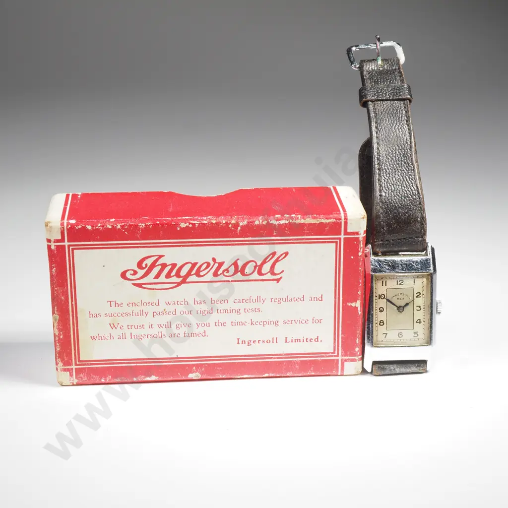 Vintage Ingersoll Gents Tank Style Wristwatch in Box Image 1++