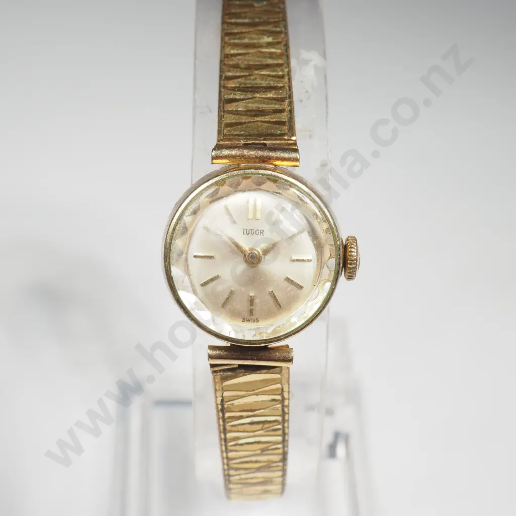 Vintage Tudor Ladies Wrist Watch AF Image 1++