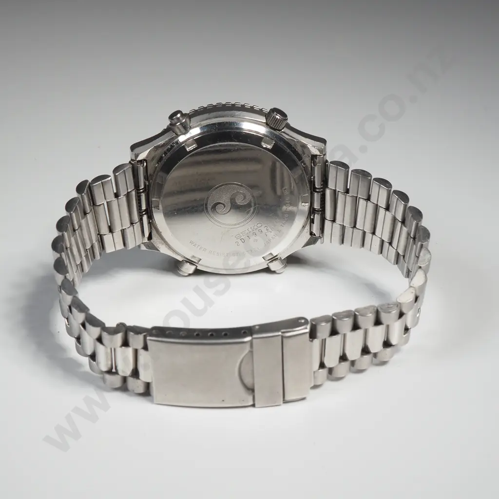 Vintage Seiko Sports 100 Chronograph 7A28-7040 Quartz Wristwatch Image 1++