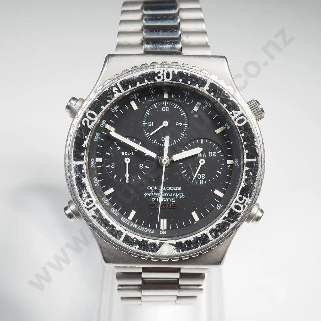 Vintage Seiko Sports 100 Chronograph 7A28-7040 Quartz Wristwatch Image 1++