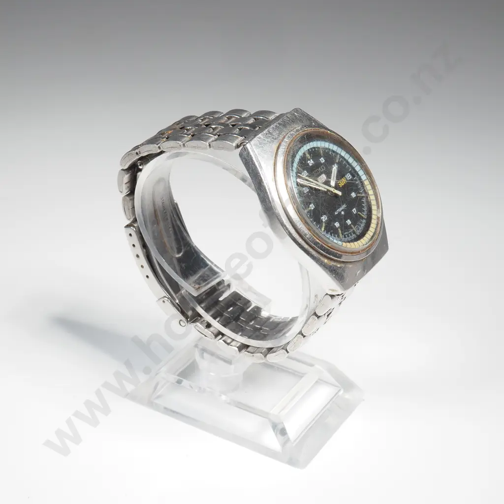 Vintage Seiko 5 Automatic Gents Wrist Watch Image 1++