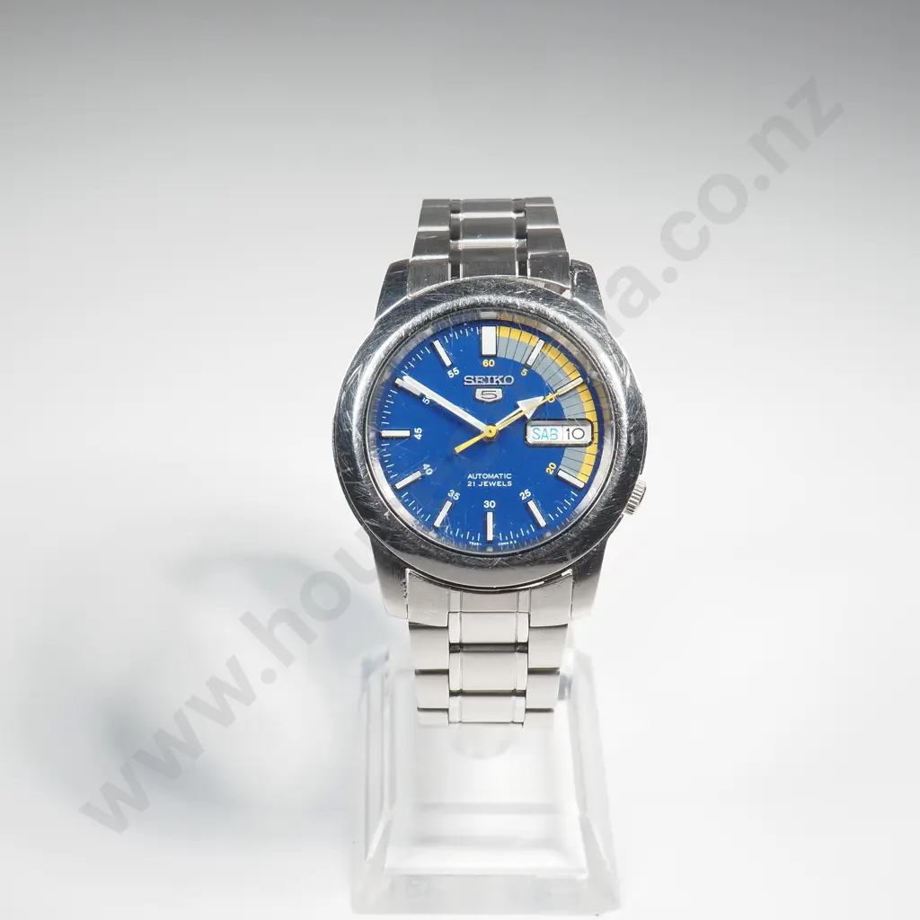 Vintage Seiko 5 Automatic Gents Wrist Watch Image 1++