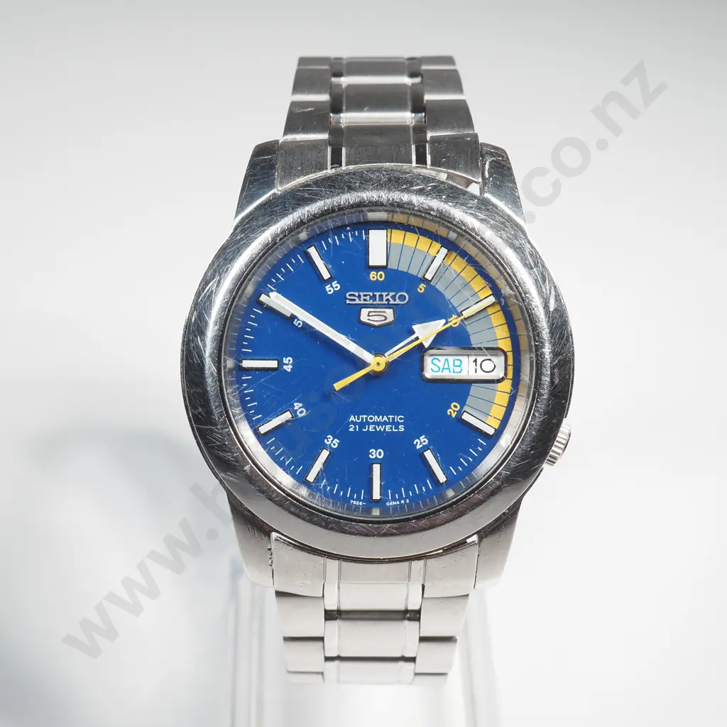 Vintage Seiko 5 Automatic Gents Wrist Watch Image 1++