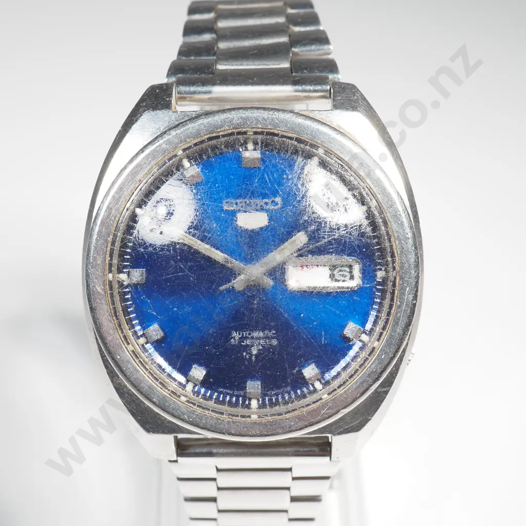 Vintage Seiko 5 Automatic Gents Wrist Watch Image 1++