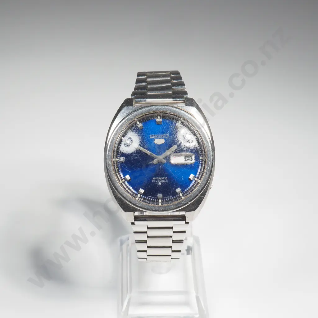 Vintage Seiko 5 Automatic Gents Wrist Watch Image 1++