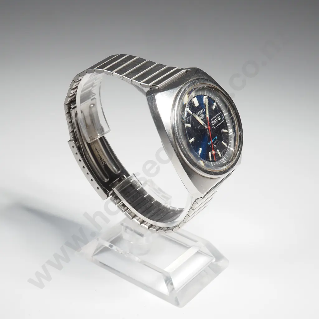 Vintage Seiko 5 Automatic Gents Wrist Watch Image 1++