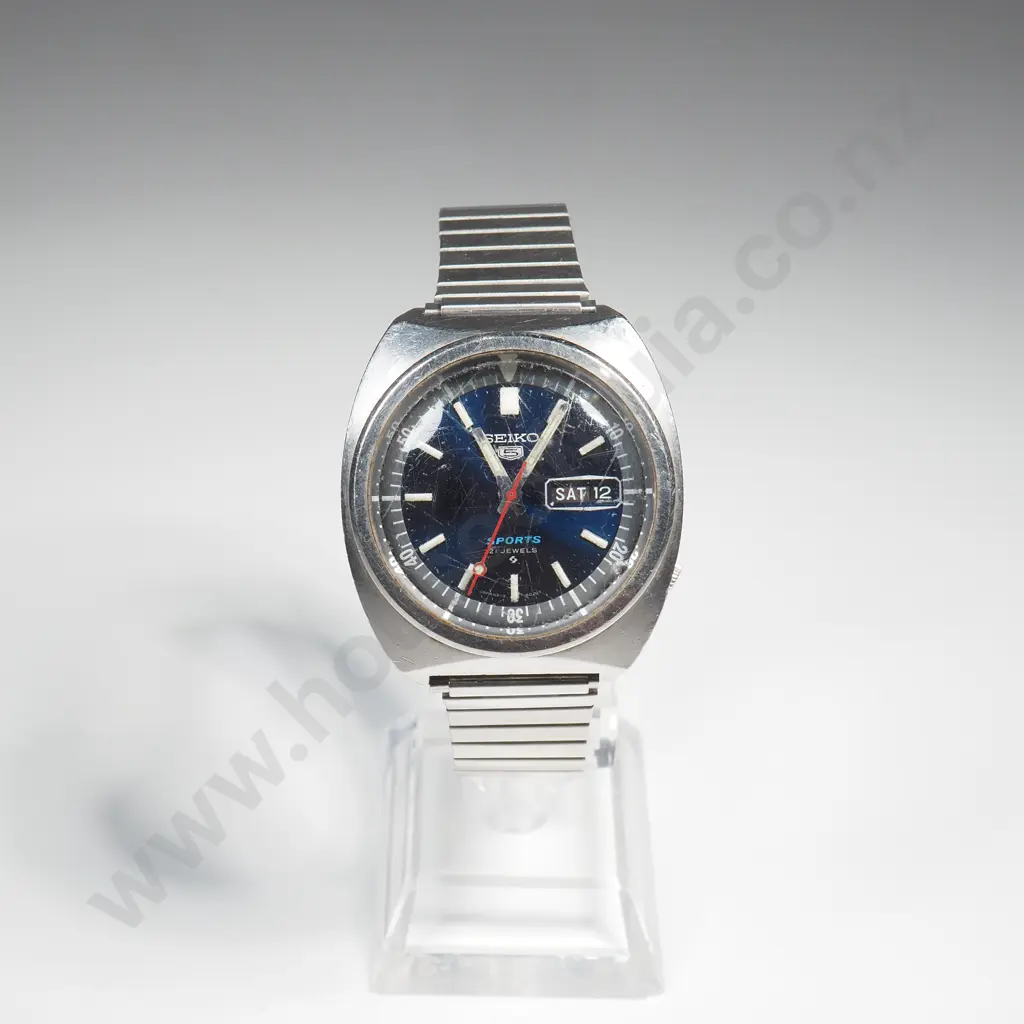 Vintage Seiko 5 Automatic Gents Wrist Watch Image 1++