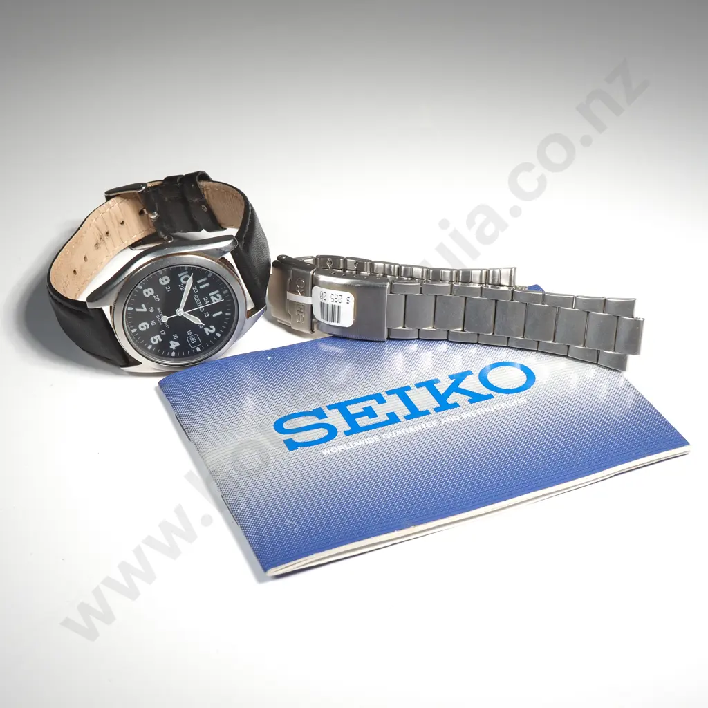 Vintage Seiko Automatic Gents Wrist Watch & Extra Strap Image 1++