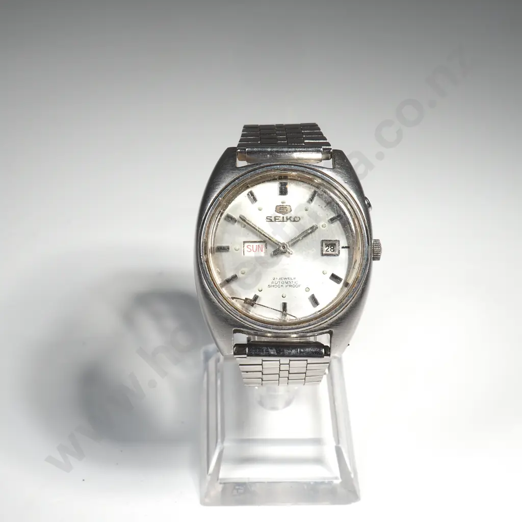 Vintage Seiko 5 Gents Wrist Watch Image 1++