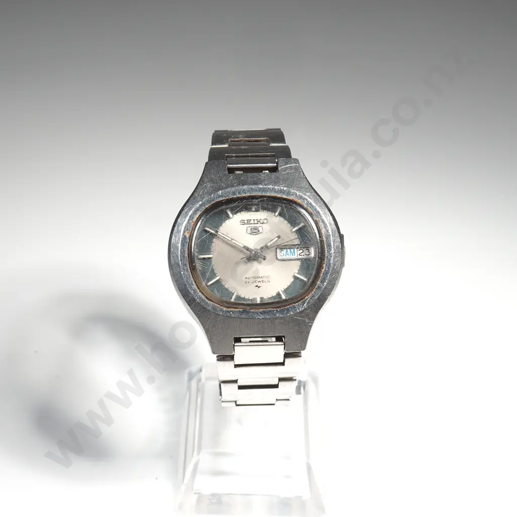 Vintage Seiko 5 Automatic Gents Wrist Watch Image 1++