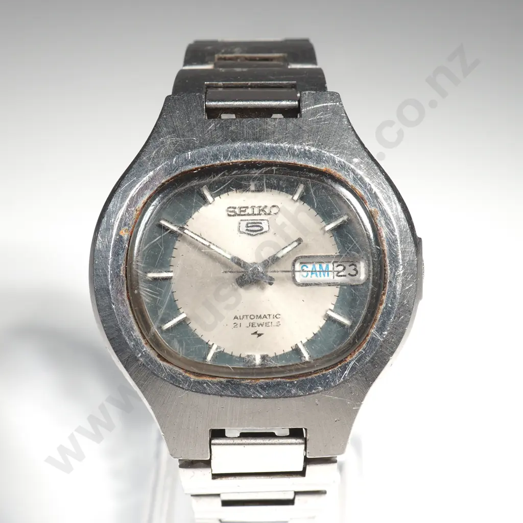 Vintage Seiko 5 Automatic Gents Wrist Watch Image 1++