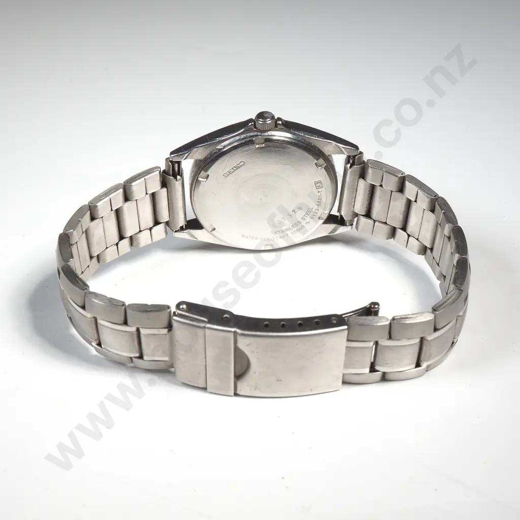 Seiko Quartz SQ 100 Wristwatch Image 1++