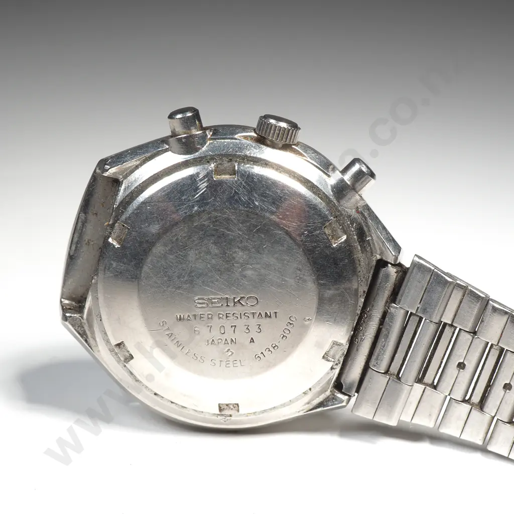 Vintage Seiko Chronograph Wristwatch Image 1++