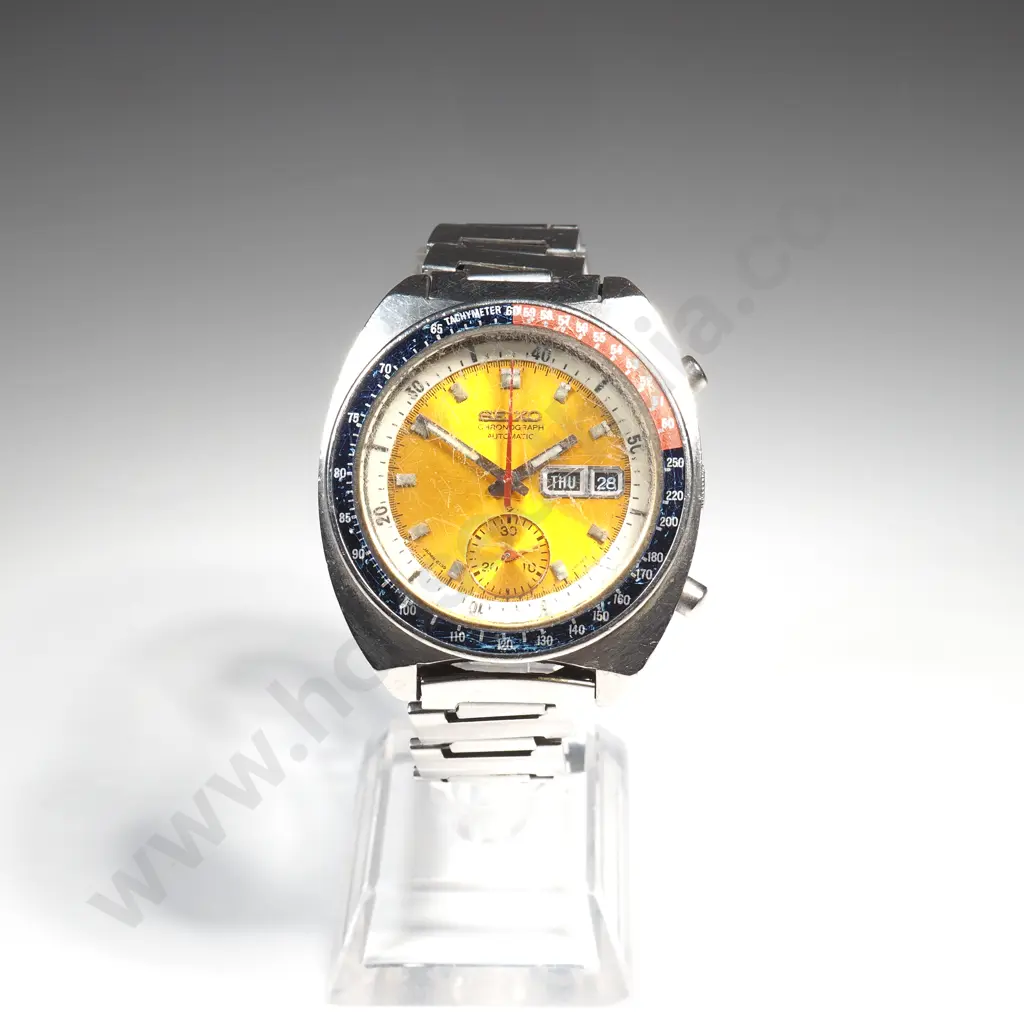 Vintage Seiko Automatic Chronograph Wristwatch w Box & Papers Image 1++