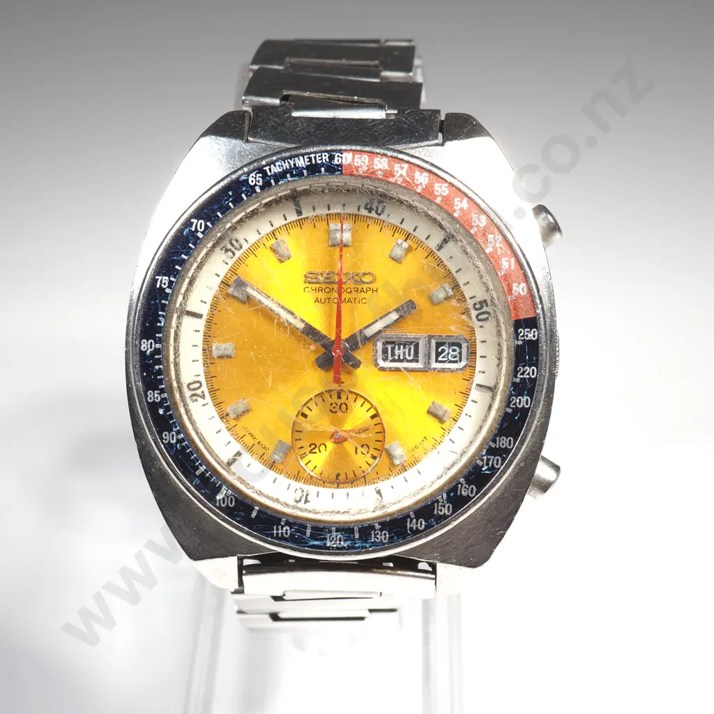 Vintage Seiko Automatic Chronograph Wristwatch w Box & Papers Image 1++
