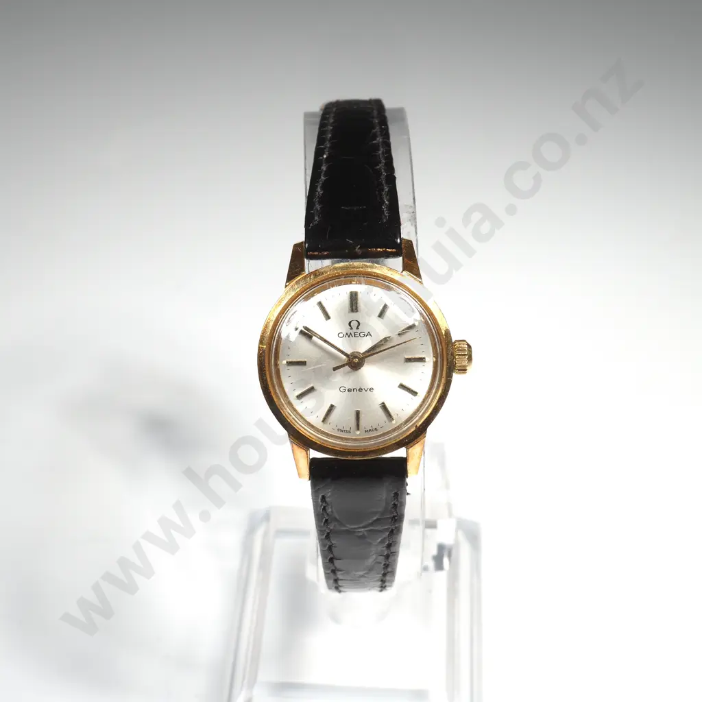 Vintage Omega Ladies Wrist Watch In Original Case AF Image 1++