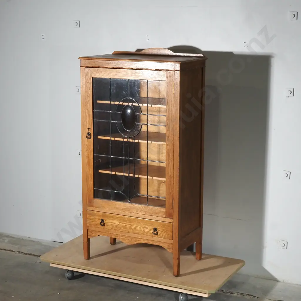 Oak Arts & Crafts Single Door Display Cabinet w Geometric Lead Light Glass & Single Drawer Below Image 1++