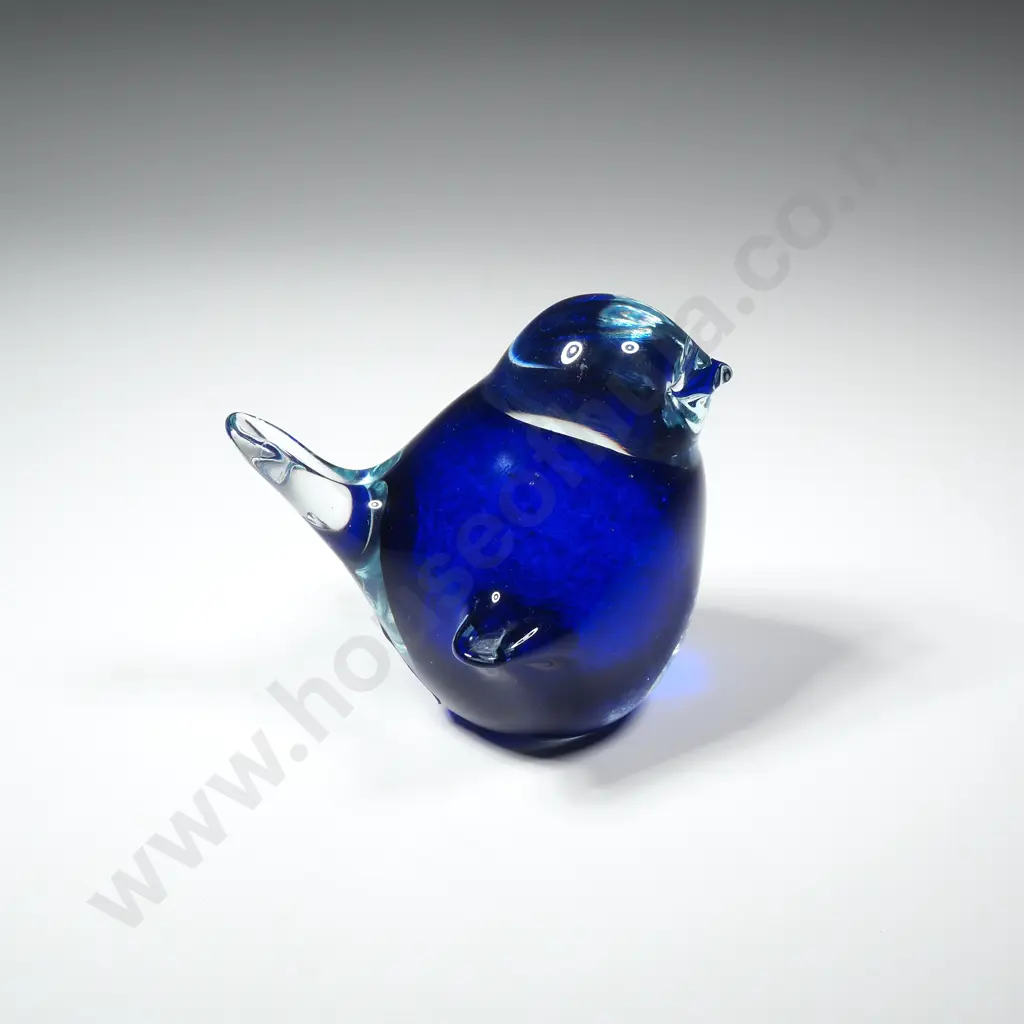 Hoglund Cobalt Blue Glass Bird Figurine Signed OSM Hoglund Glass 1996 NZ Image 1++