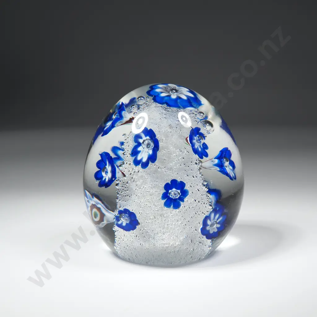 Vintage Art Glass Egg Shaped Paperweight w Blue & White Millefiori Flowers Encased in Clear Glass Image 1++