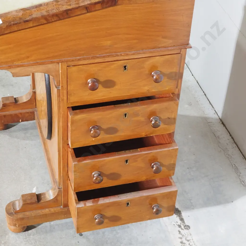 Victorian Walnut & Boxwood Inlaid Davenport Desk with Oval Panel & Stationery Compartment A/F Image 1++