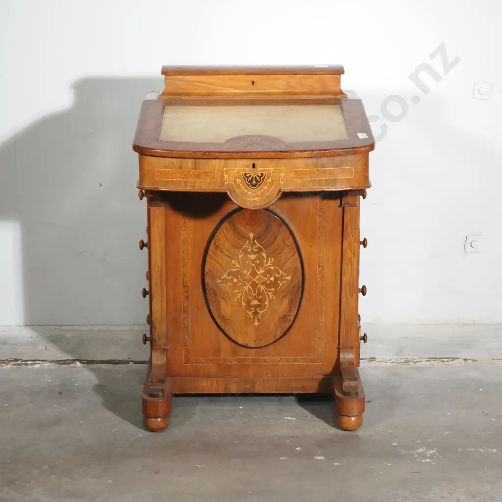 Victorian Walnut & Boxwood Inlaid Davenport Desk with Oval Panel & Stationery Compartment A/F Image 1++