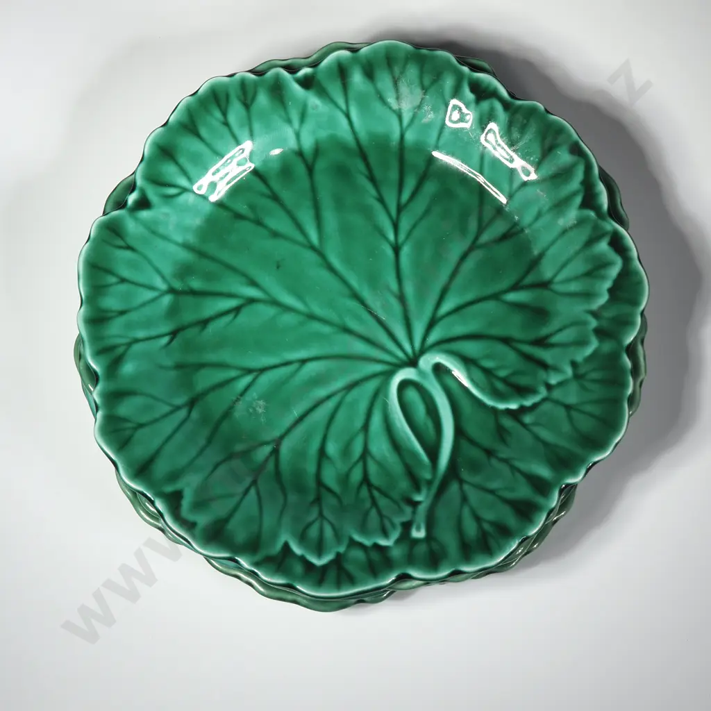 Set of Four  Wedgwood Etruria & Barlaston Majolica Leaf Plates in the Cabbage Leaf Design Image 1++