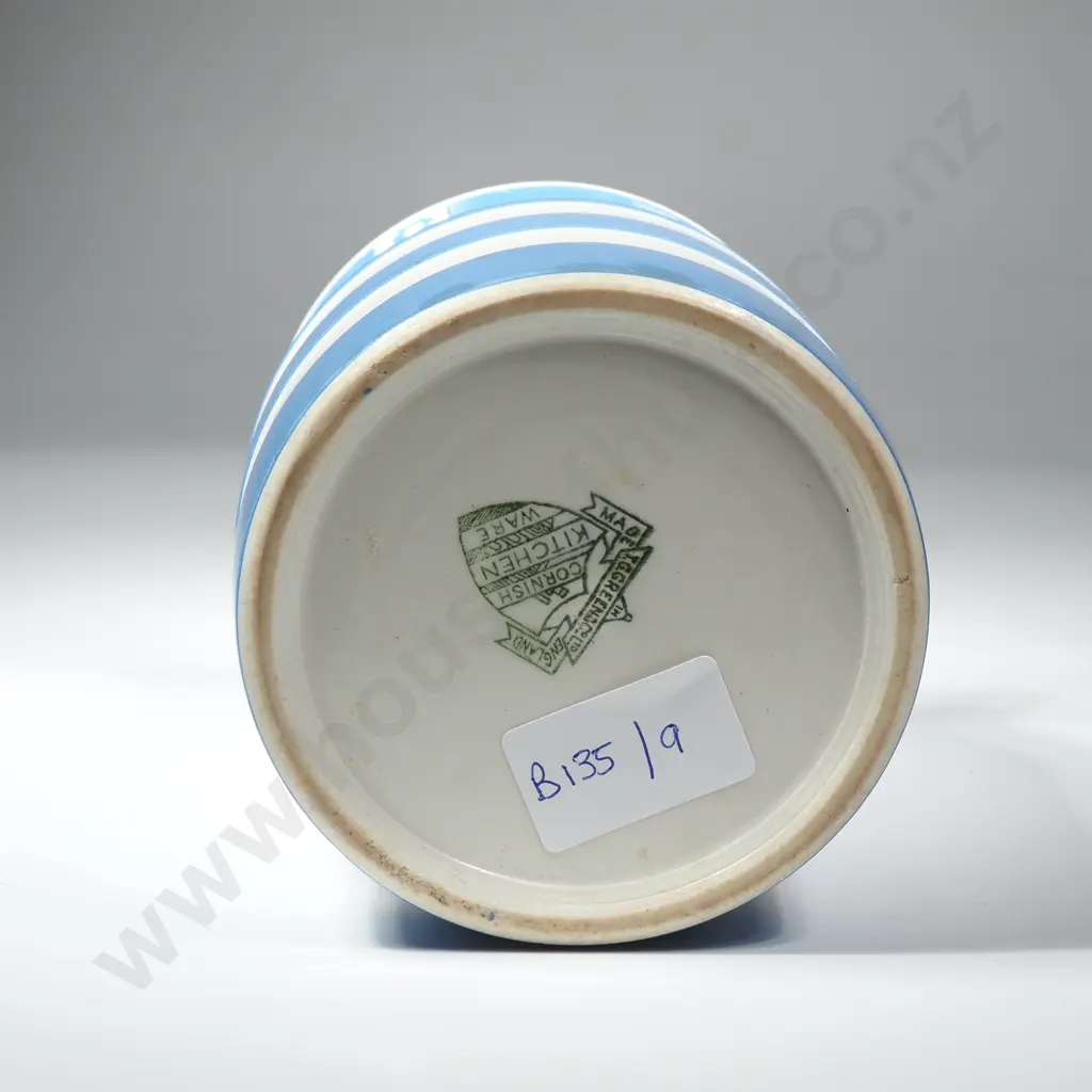 A Vintage T.G. Green Cornishware  Lidded Jar with the Green Shield Mark Image 1++