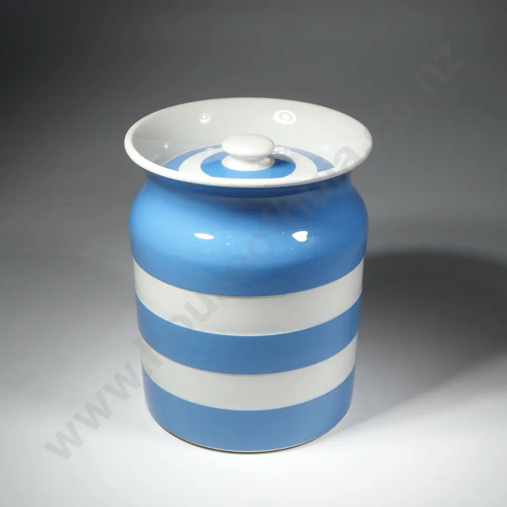 A Vintage T.G. Green  Cornishware Lidded Jar with the Green Shield Mark Image 1++