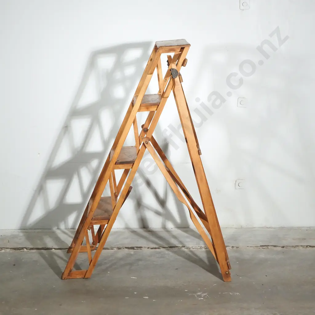 Antique Pine  Hatherley Lattistep Five Step Folding Wooden Ladder with Original Badges Image 1++