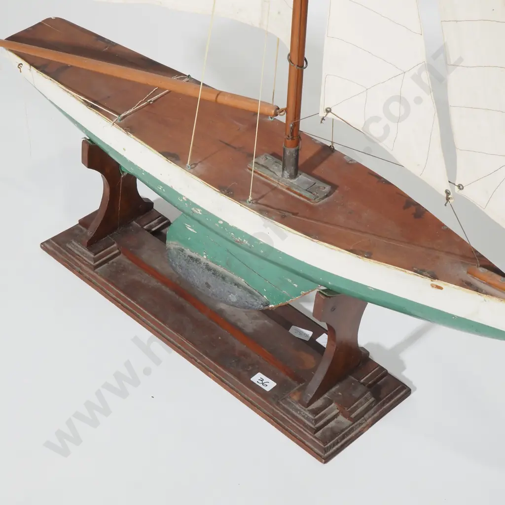 Large Vintage Schooner Pond Yacht - Early 20th Century Image 1++