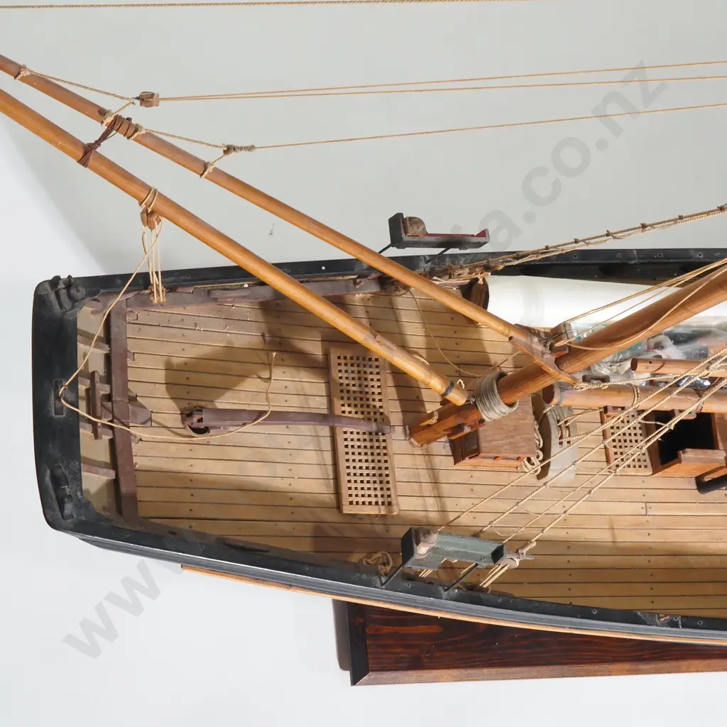 Antique Model Brixham Trawler BM27 - 'IBEX', Built 1896 by J.W. & A. Upham Image 1++