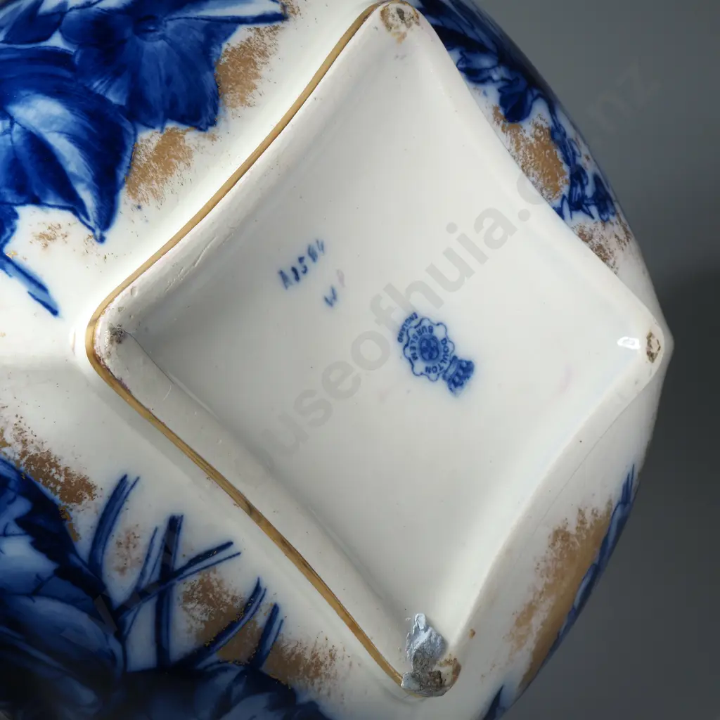 Large Doulton Burslem Blue & White Square Form Bowl Image 1++