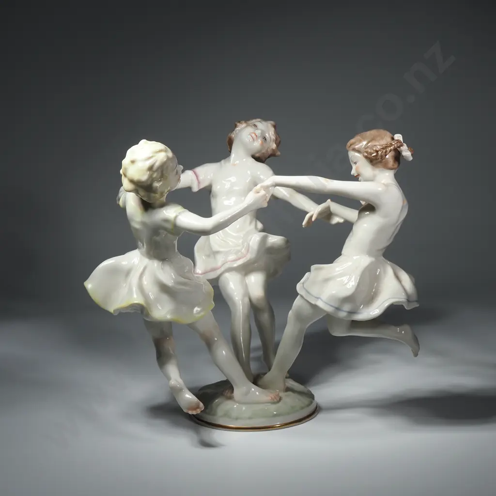 Hutschenreuther 'May Dance', 3 Dancing Girls Figurine, Impressed K  Tutter Image 1++