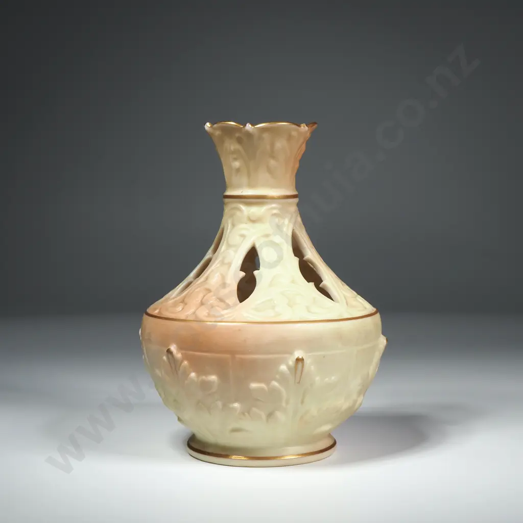 Antique Locke & Co Worcester Blush Ivory Pot Pourri Vase Image 1++