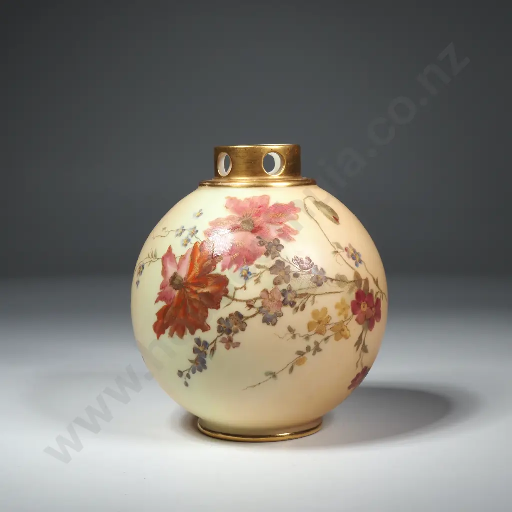 Ovoid Royal Worcester Blush Ivory Vase. Pattern No 1039 Image 1++