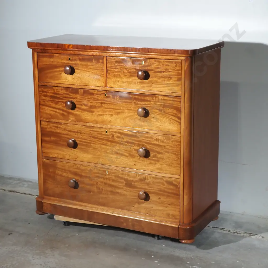 Victorian Mahogany Five Drawer Chest with Turned Wooden  Handles Image 1++