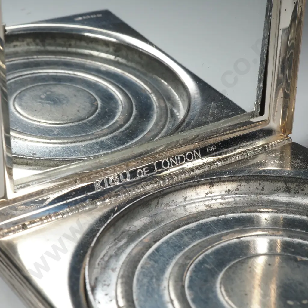 Kigu of London Sterling Silver Powder Compact Image 1++