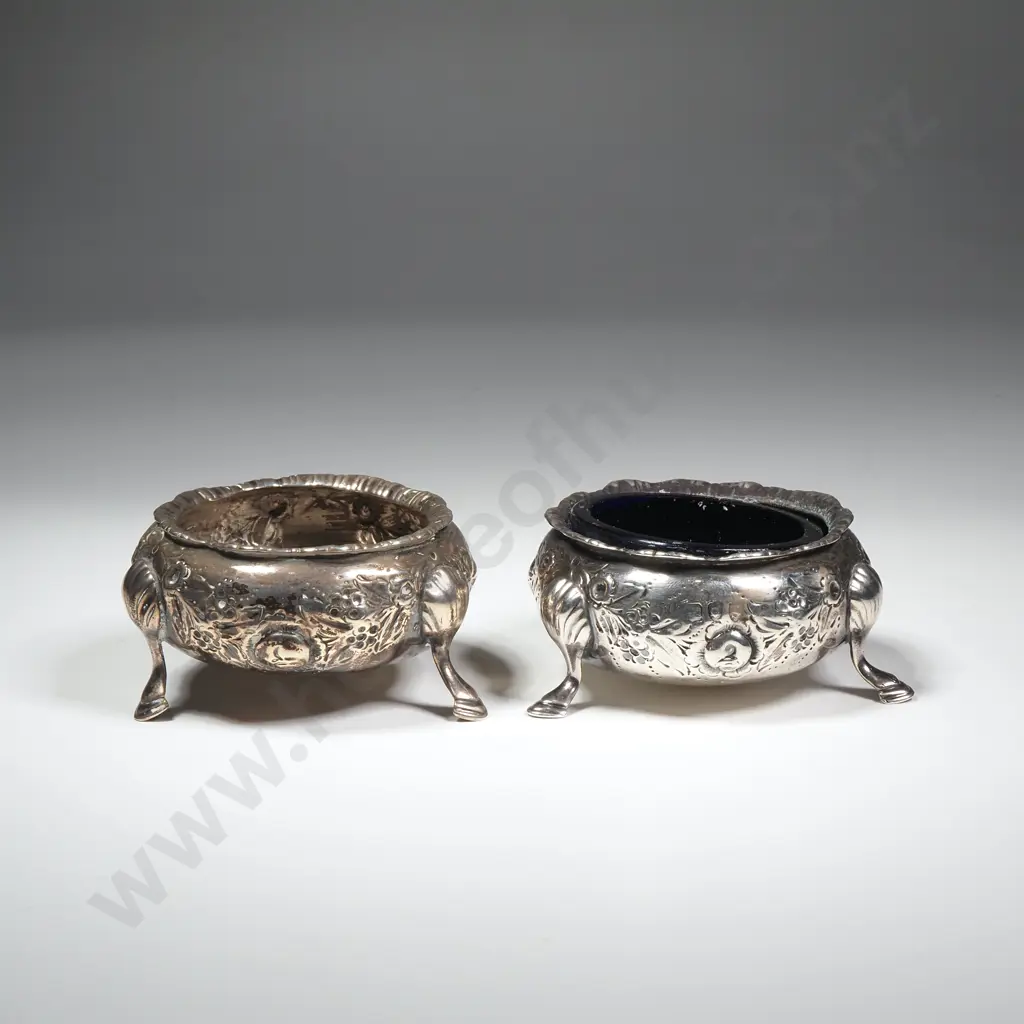 Pair of Sterling Silver Open Salts on Three Pad Feet w Embossed Decoration, London 1893 Image 1++