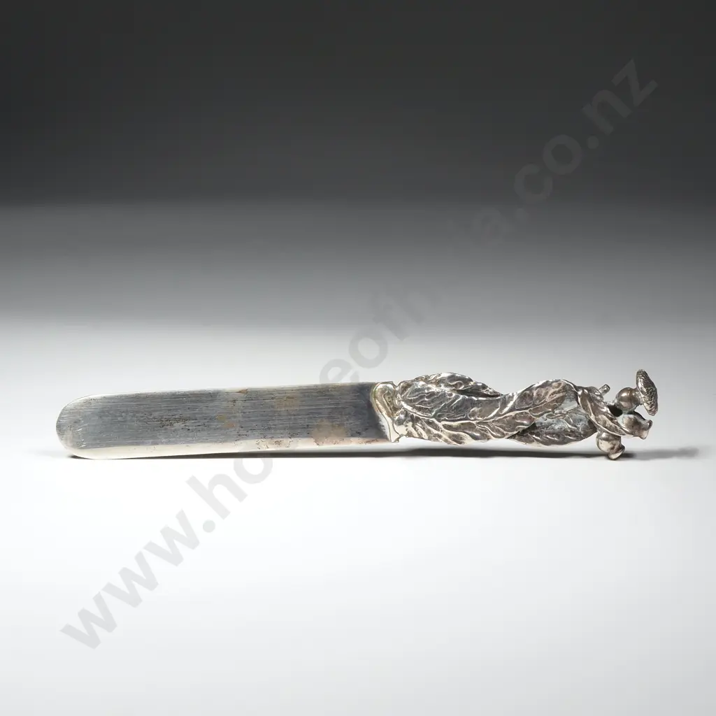 Sterling Silver Butter Knife w Floral Handle, Marked 925 Image 1++