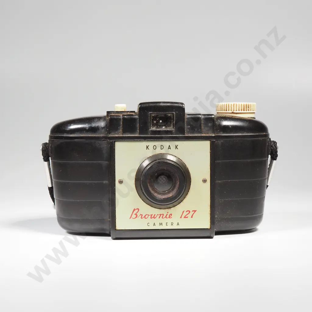 Vintage Kodak Brownie 127 Camera Image 1++