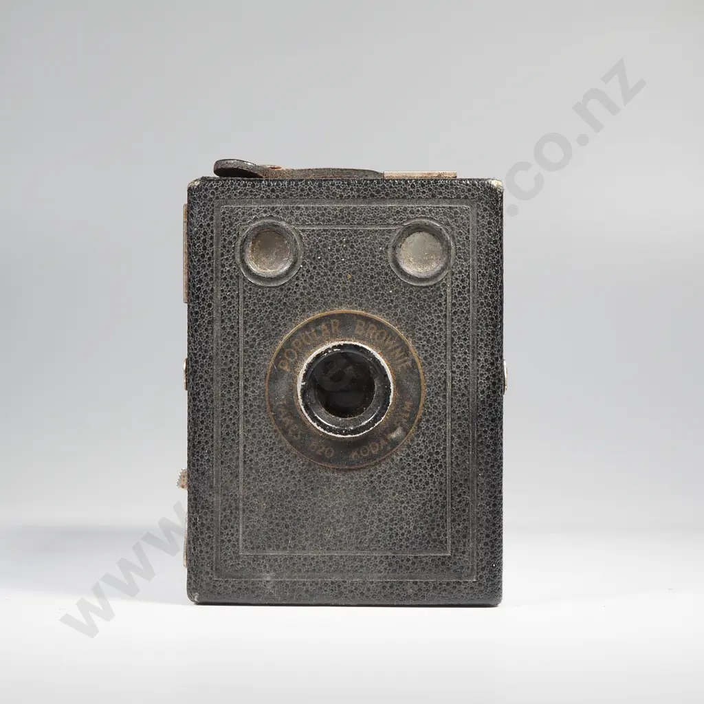 Kodak Vintage Popular Box Brownie 1937-1943 Camera Image 1++