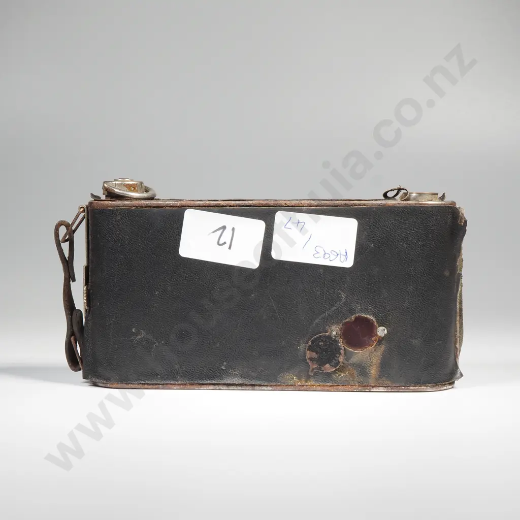 Kodak Box Brownie Folding Camera - Anastigmat TB 75 25 Image 1++