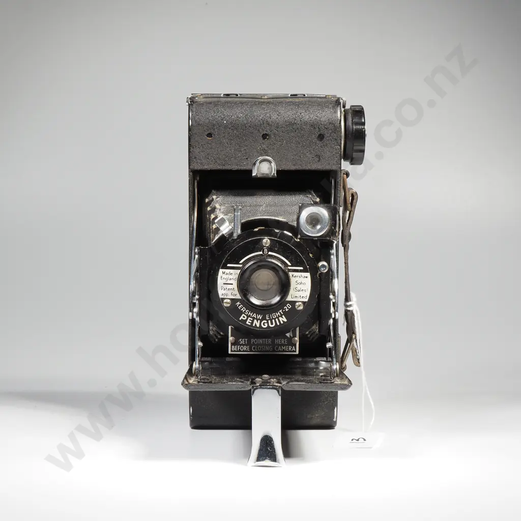 Kershaw Eight Twenty Folding Penguin Camera, Manufactured in England by Kershaw-Soho (Sales) Ltd Image 1++