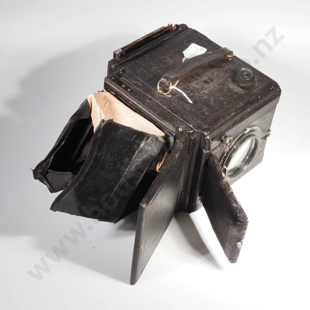Vintage Popular Pressman Single Lens Reflex Plate Camera by W Butcher & Sons in Black Leatherette w Leather Case Image 1++